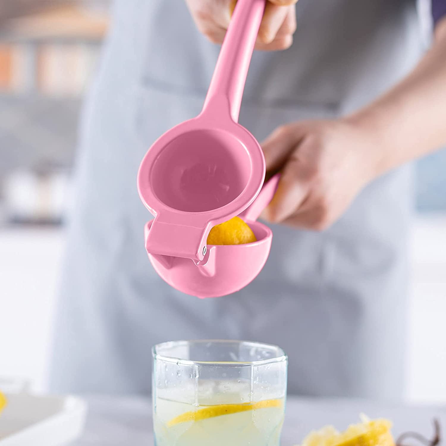 Metal Citrus Juicer – Manual Lemon and Lime Squeezer for Maximum Juice Extraction