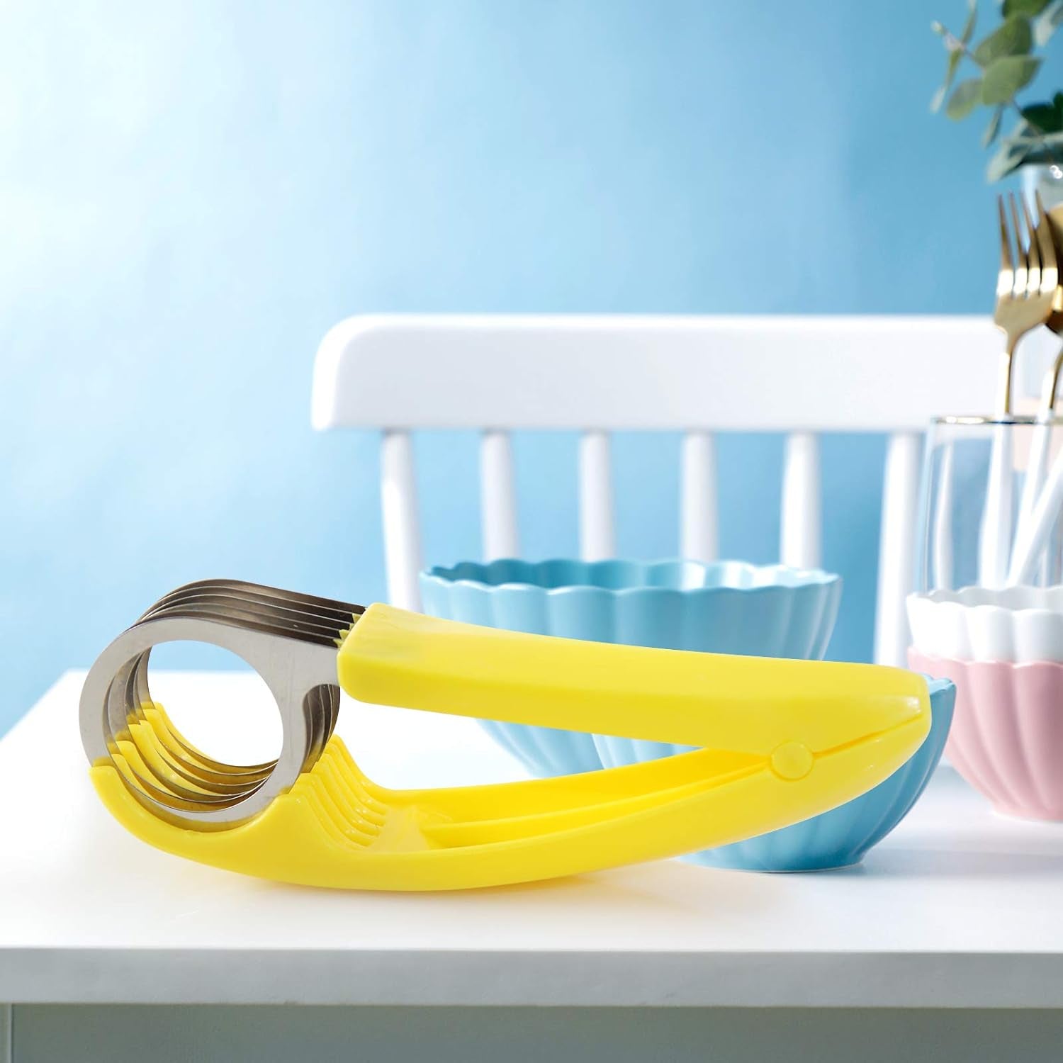 Banana Slicer and Fruit Peeler – Durable ABS and Stainless Steel Kitchen Tool for Quick Fruit Preparation